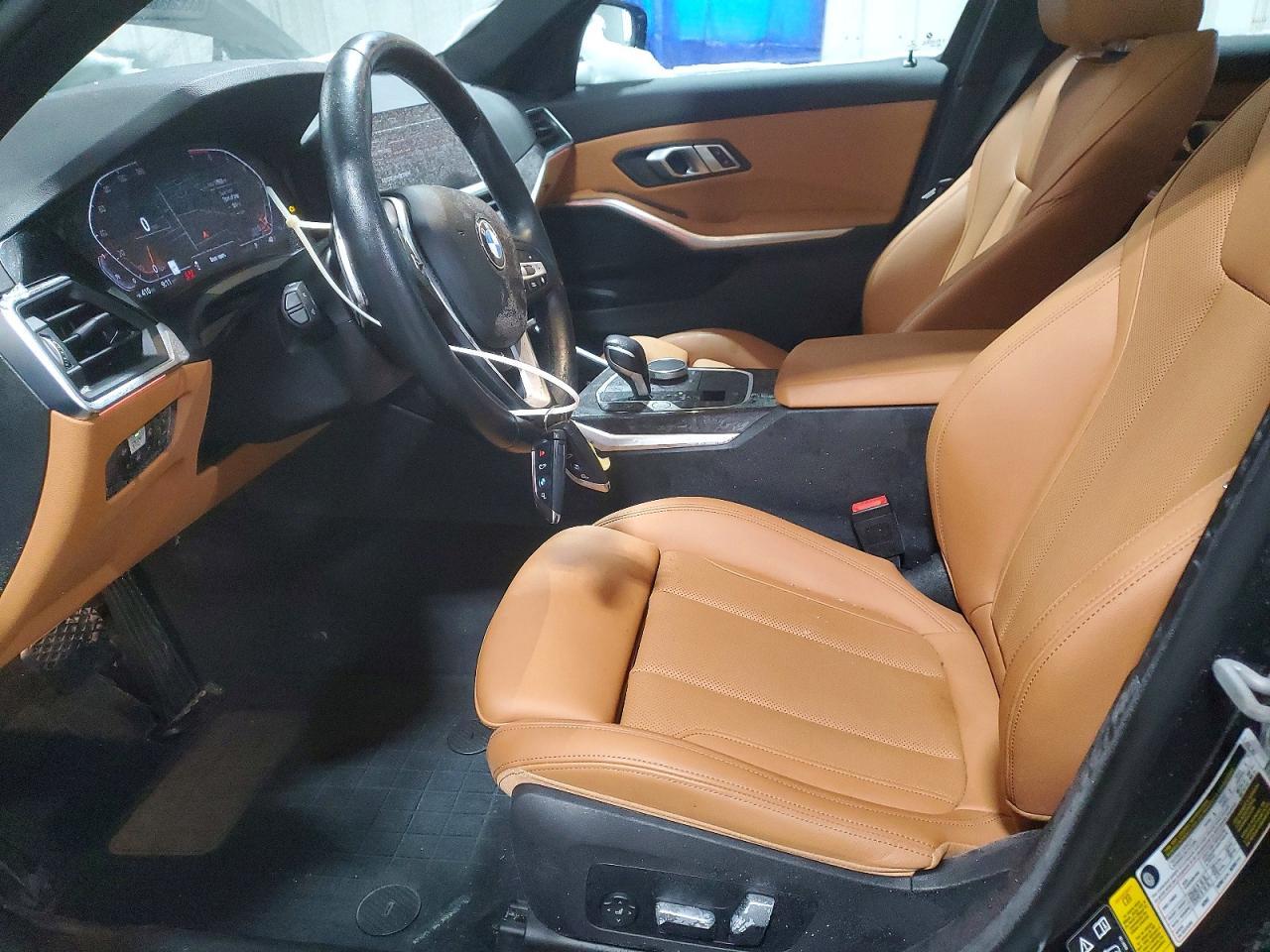 2022 BMW 330Xi - zdjęcie 7