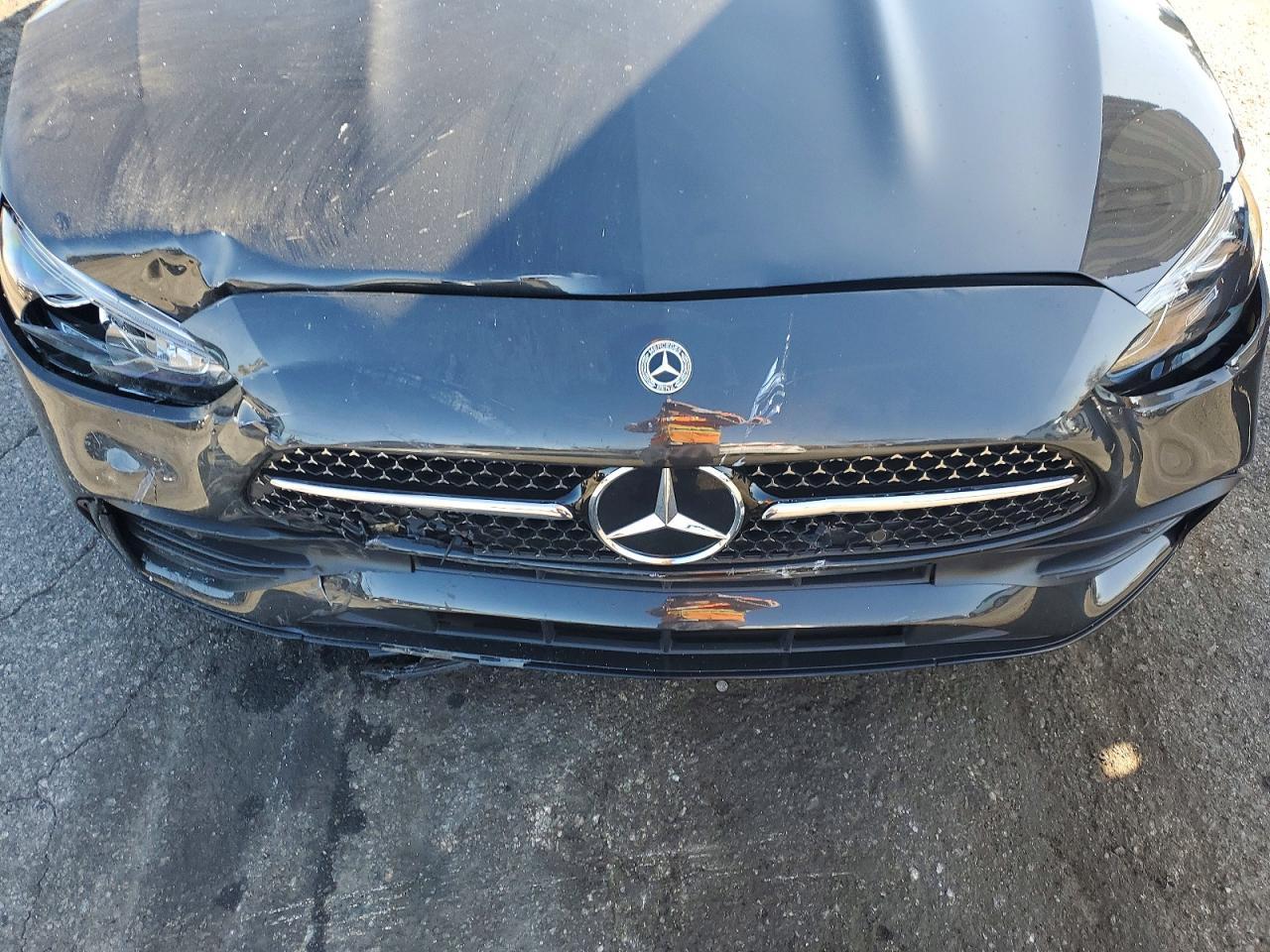 2023 Mercedes-Benz C 300 - zdjęcie 11