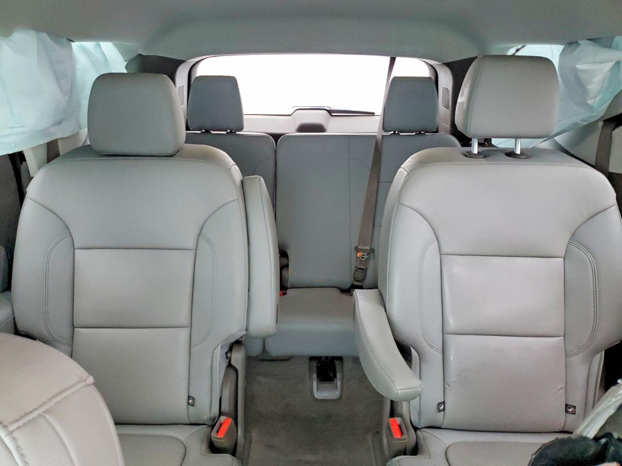 2020 Chevrolet Traverse Lt - zdjęcie 10