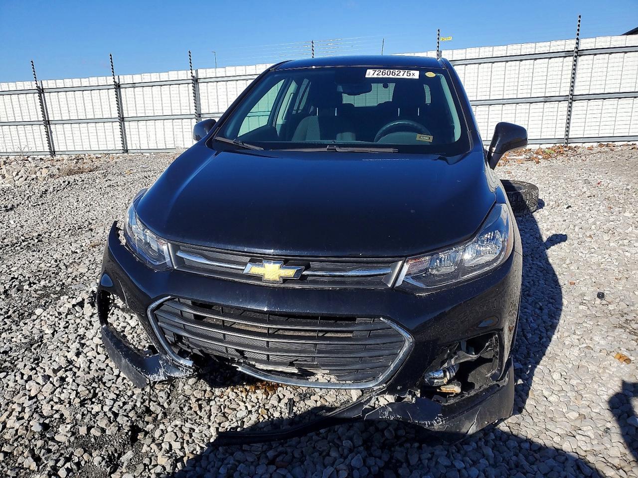 2022 Chevrolet Trax Ls - zdjęcie 5