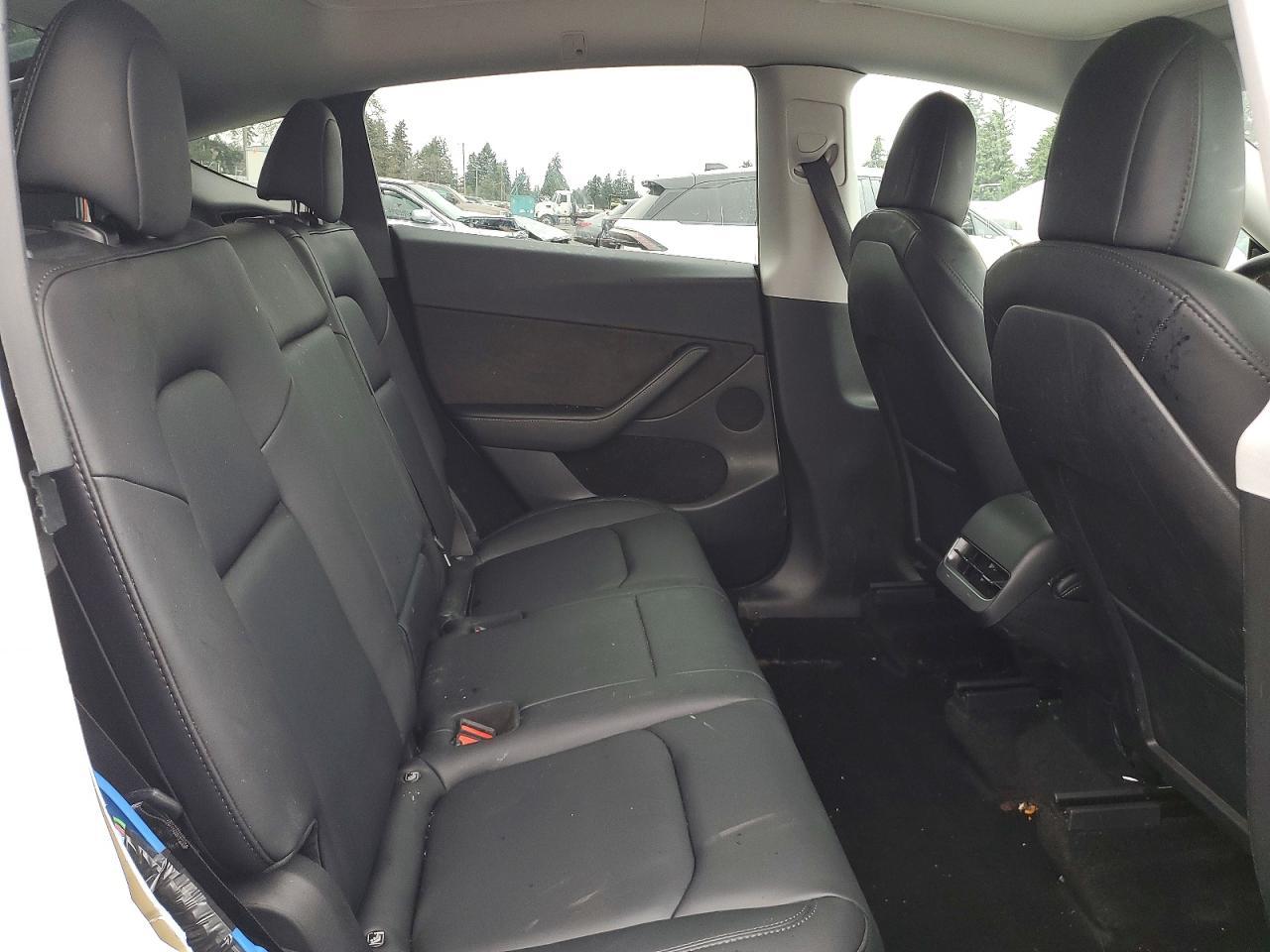 2023 Tesla Model Y - zdjęcie 10