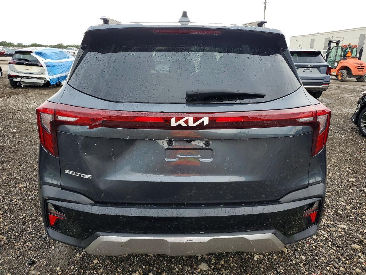 2025 Kia Seltos Ex - zdjęcie 6