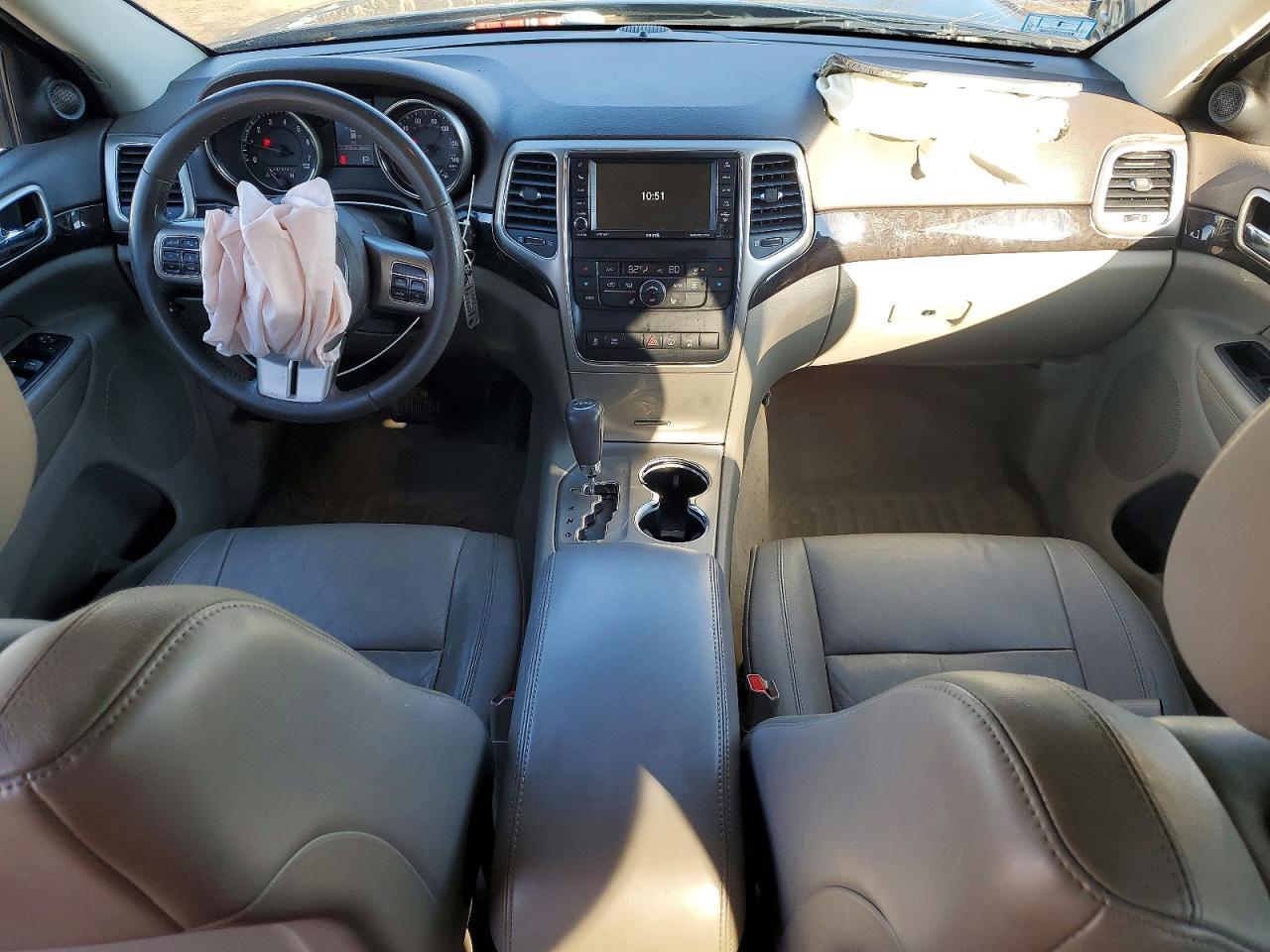 2013 Jeep Grand Cherokee Laredo - zdjęcie 8