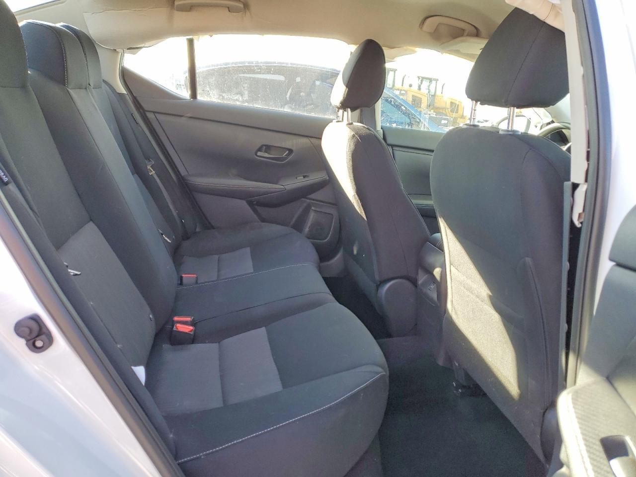 2025 Nissan Sentra Sv - zdjęcie 10