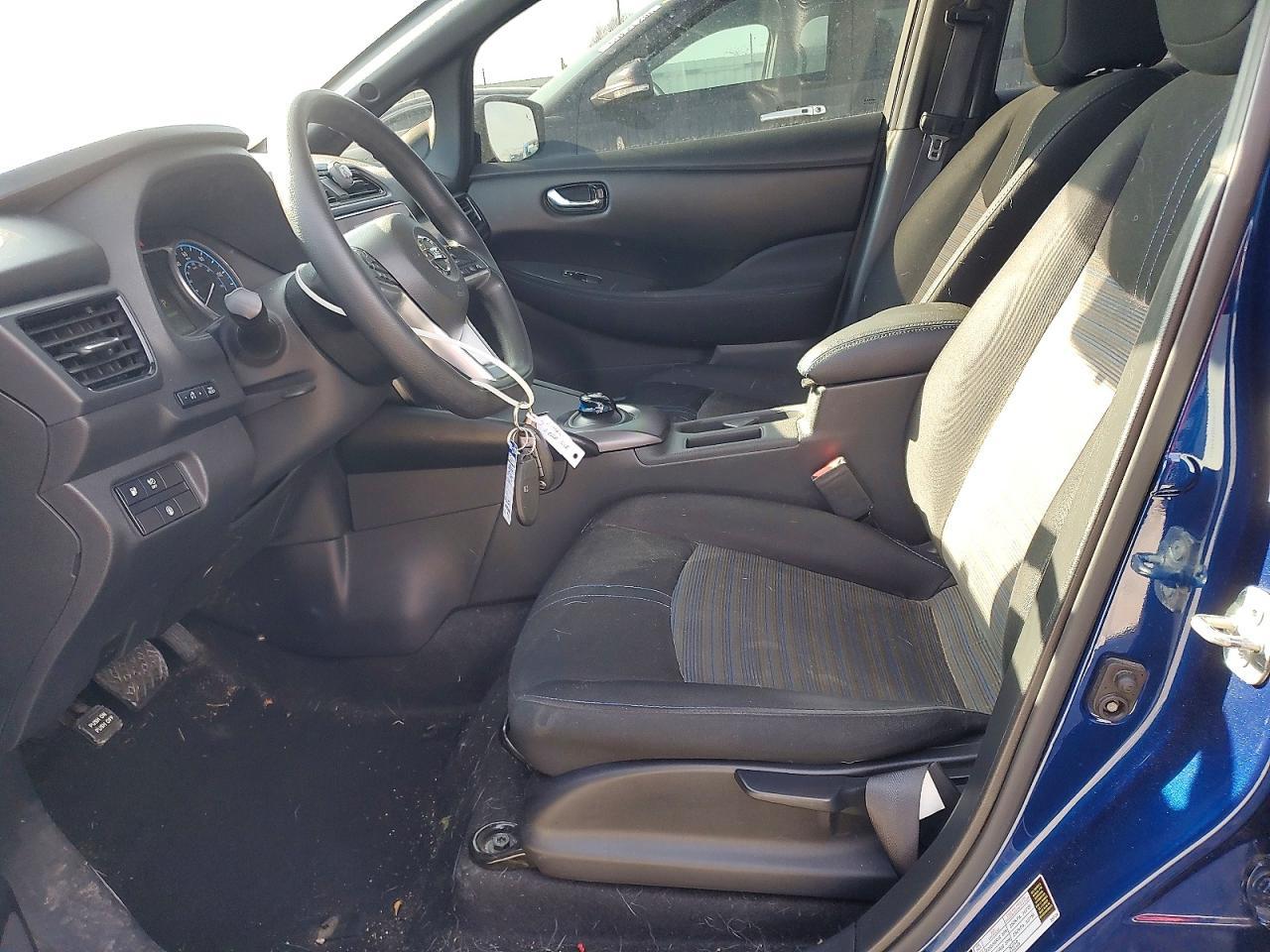 2022 Nissan Leaf S - zdjęcie 7