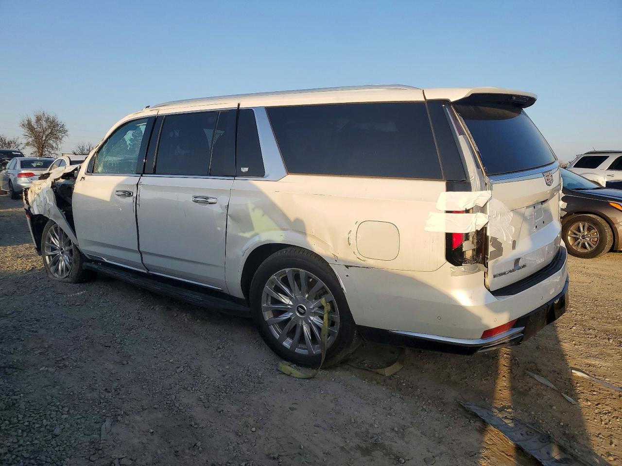 2022 Cadillac Escalade Esv Premium Luxury - zdjęcie 2