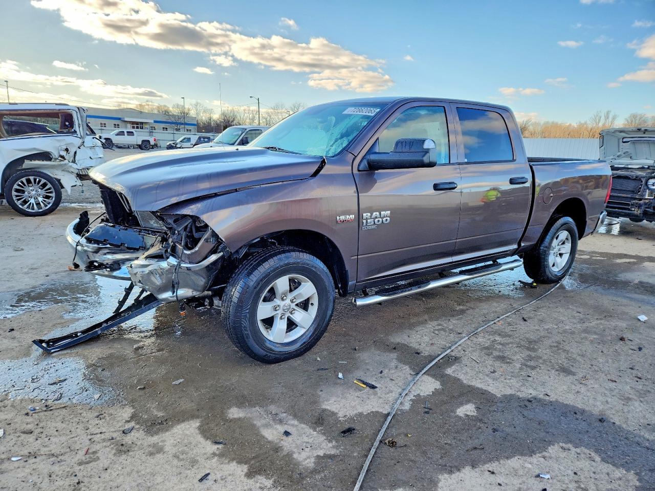2020 Ram 1500 Classic Tradesman - zdjęcie główne