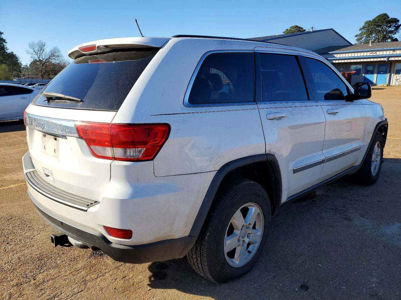 2013 Jeep Grand Cherokee Laredo - zdjęcie 3