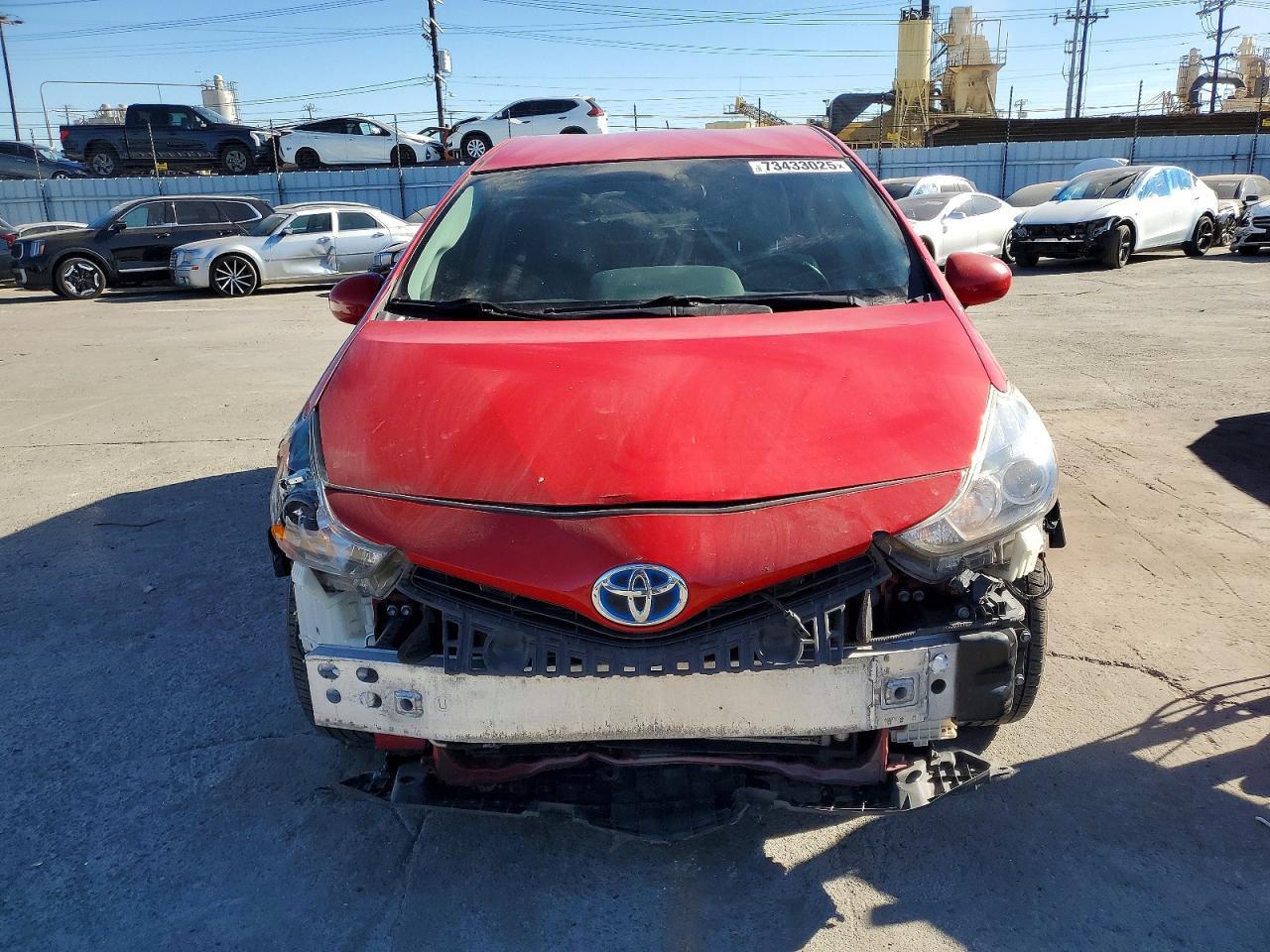 2016 Toyota Prius V - zdjęcie 5