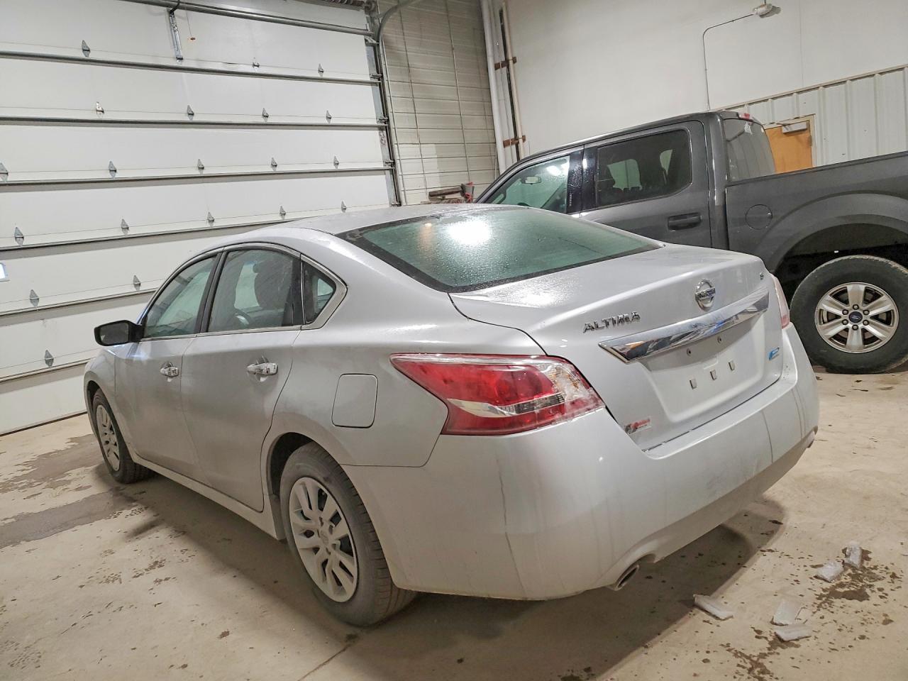 2013 Nissan Altima 2.5 - zdjęcie 2