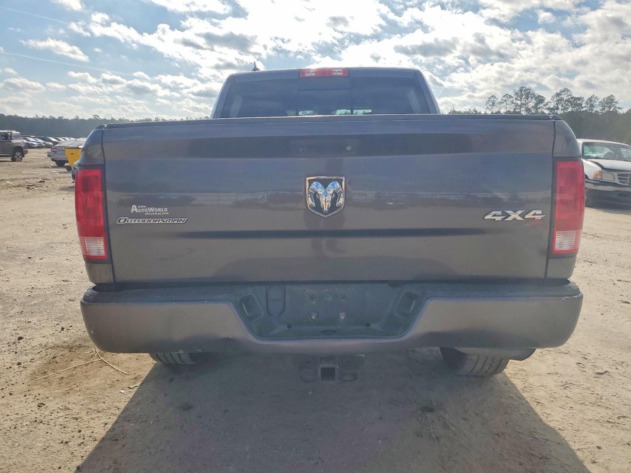 2015 Ram 1500 Slt - zdjęcie 6
