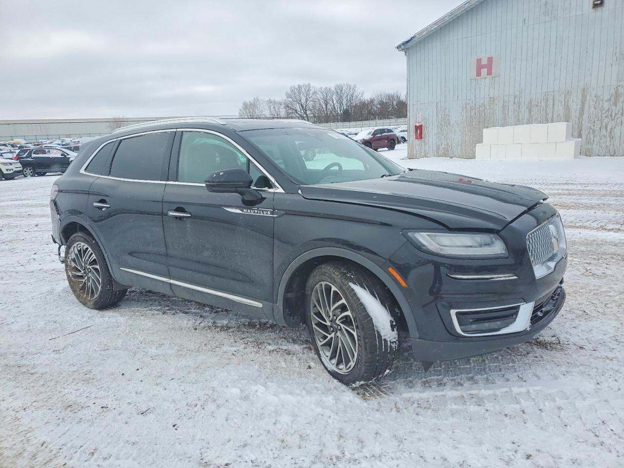 2020 Lincoln Nautilus Reserve - zdjęcie 4