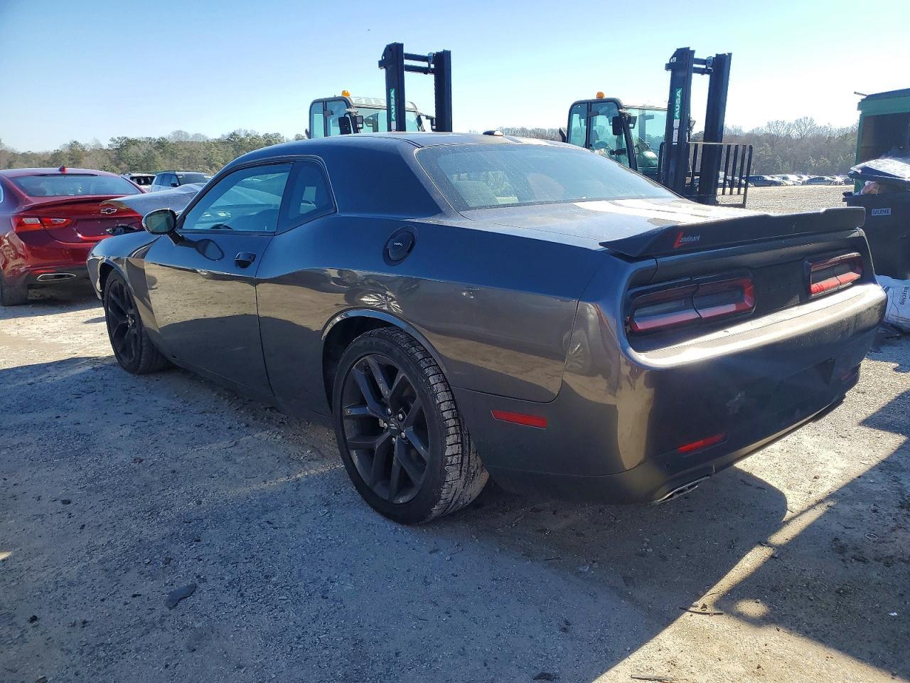 2021 Dodge Challenger Gt - zdjęcie 2
