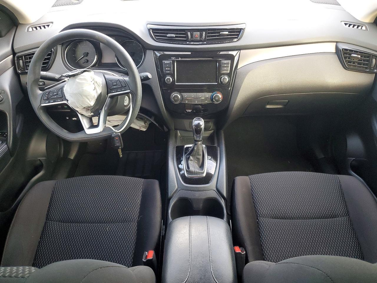 2021 Nissan Rogue Sport S - zdjęcie 8