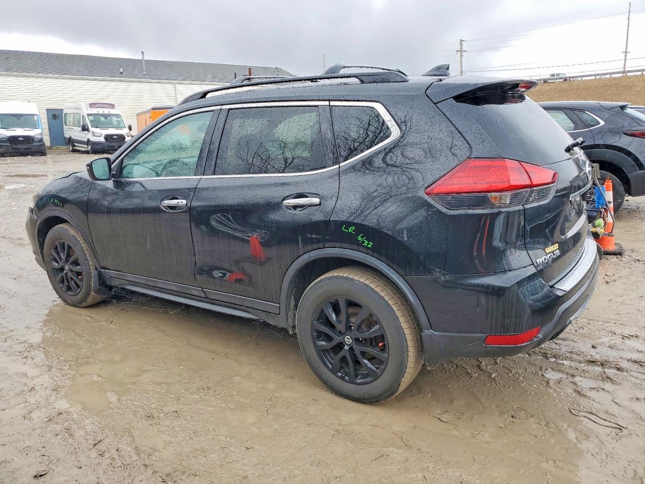 2017 Nissan Rogue Sv - zdjęcie 2