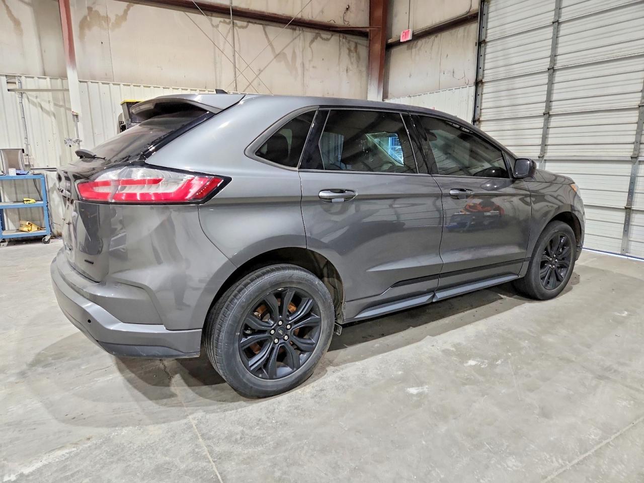 2023 Ford Edge Se - zdjęcie 3