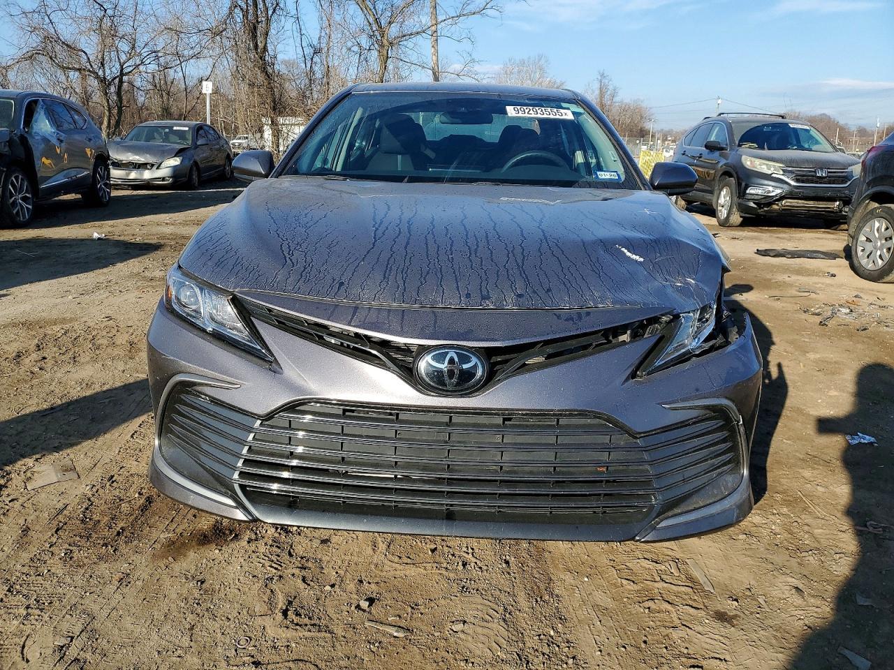 2024 Toyota Camry Le - zdjęcie 5