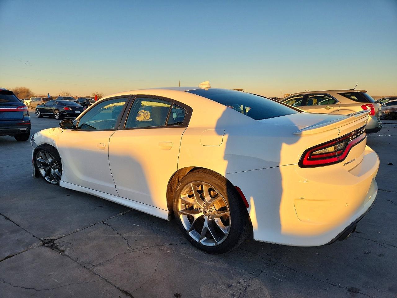2023 Dodge Charger Gt - zdjęcie 2