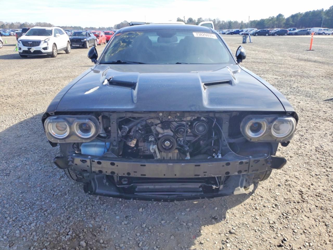 2021 Dodge Challenger - zdjęcie 5