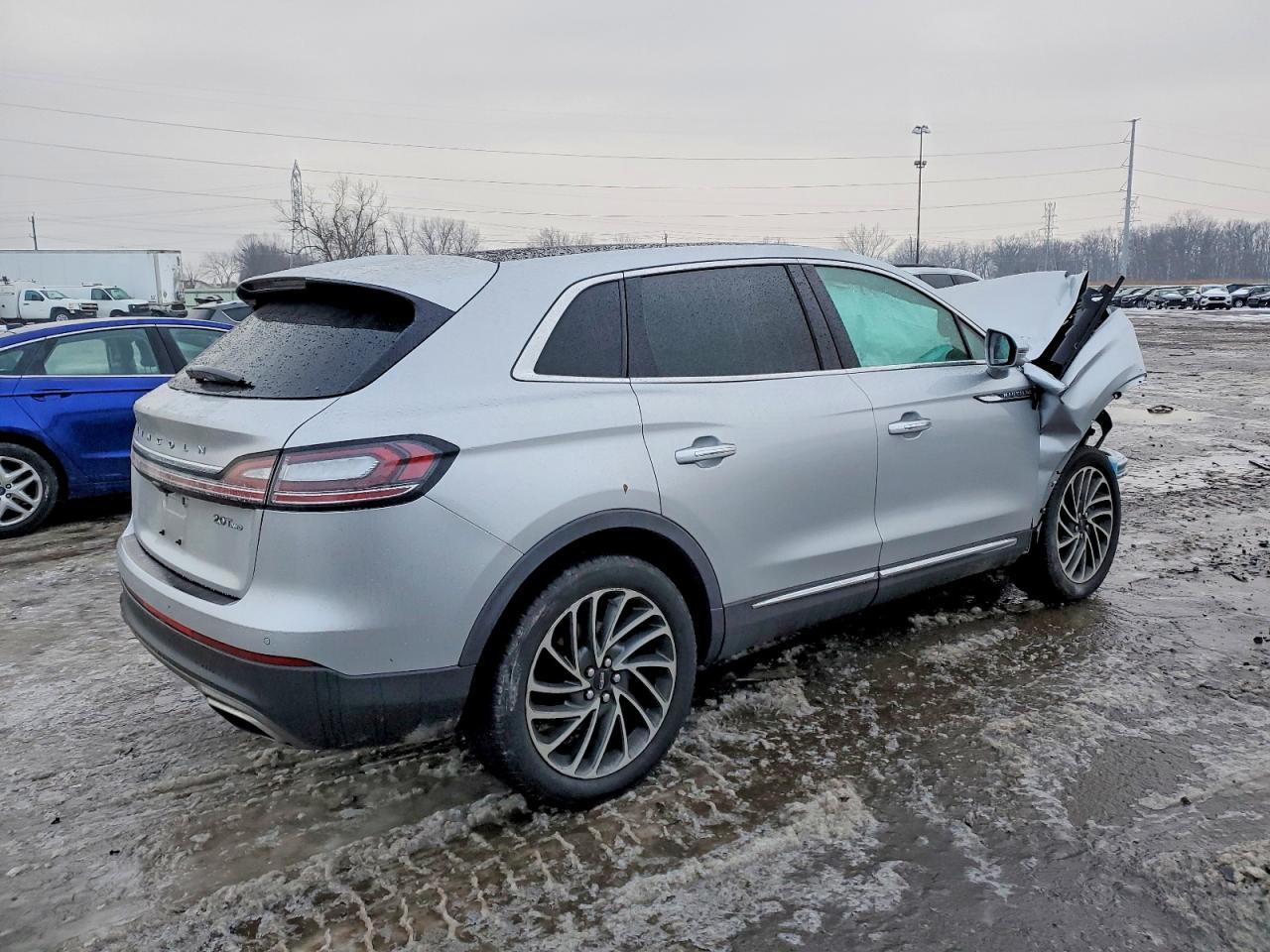 2019 Lincoln Nautilus Reserve - zdjęcie 3