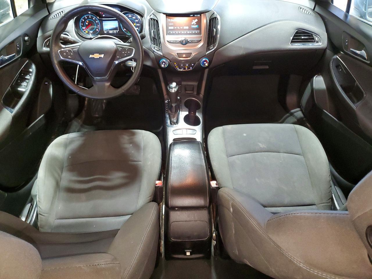 2017 Chevrolet Cruze Lt - zdjęcie 8