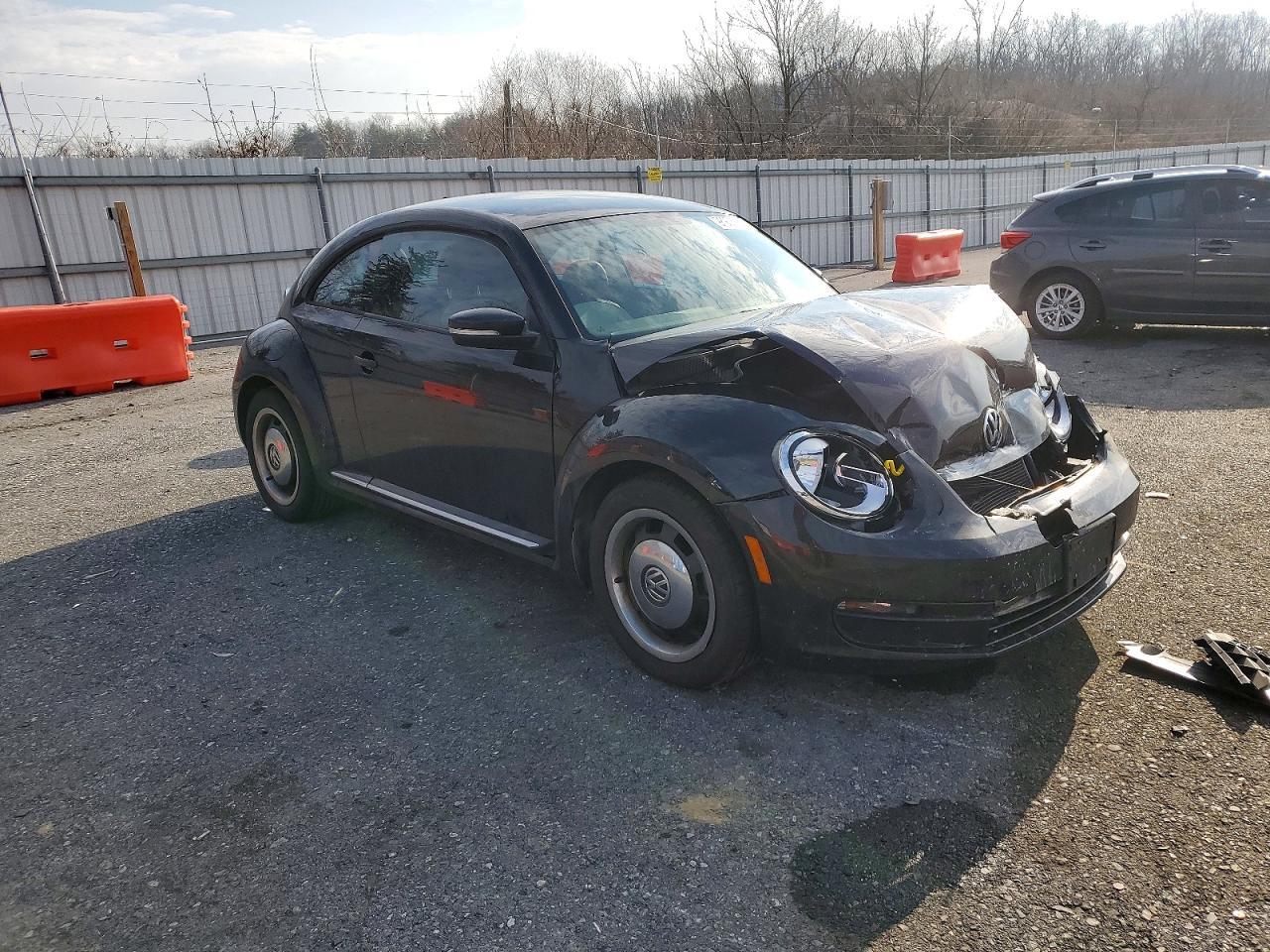 2016 Volkswagen Beetle 1.8T - zdjęcie 4