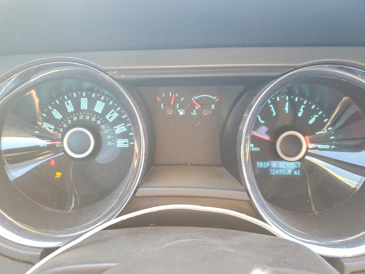 2014 Ford Mustang - zdjęcie 9