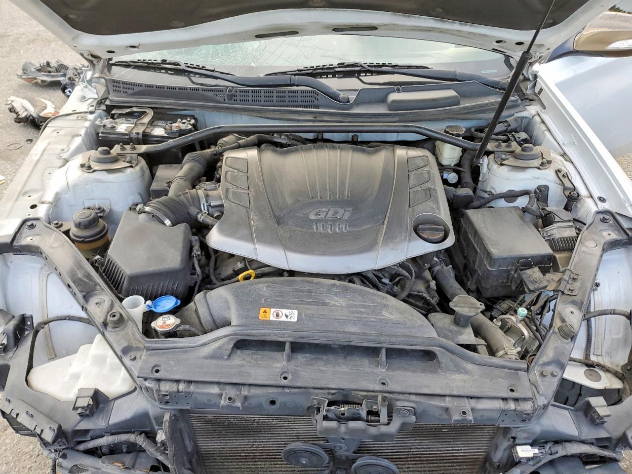 2016 Hyundai Genesis Coupe 3.8L - zdjęcie 11