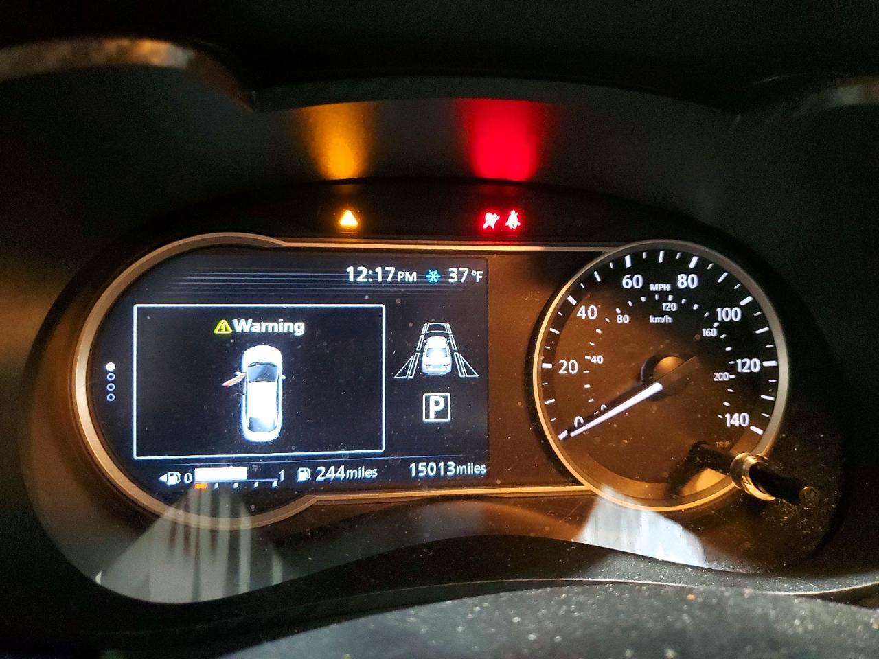 2025 Nissan Versa Sv - zdjęcie 9