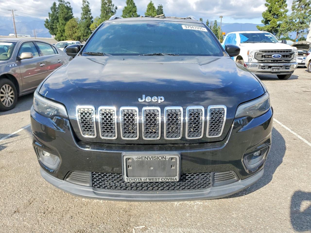 2019 Jeep Cherokee Latitude - zdjęcie 5