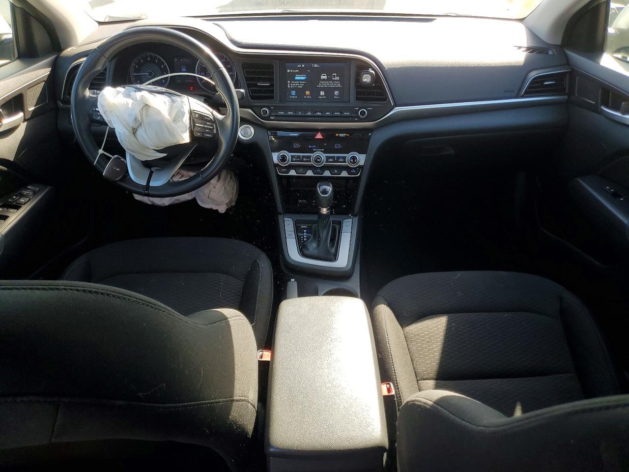 2020 Hyundai Elantra Sel - zdjęcie 8