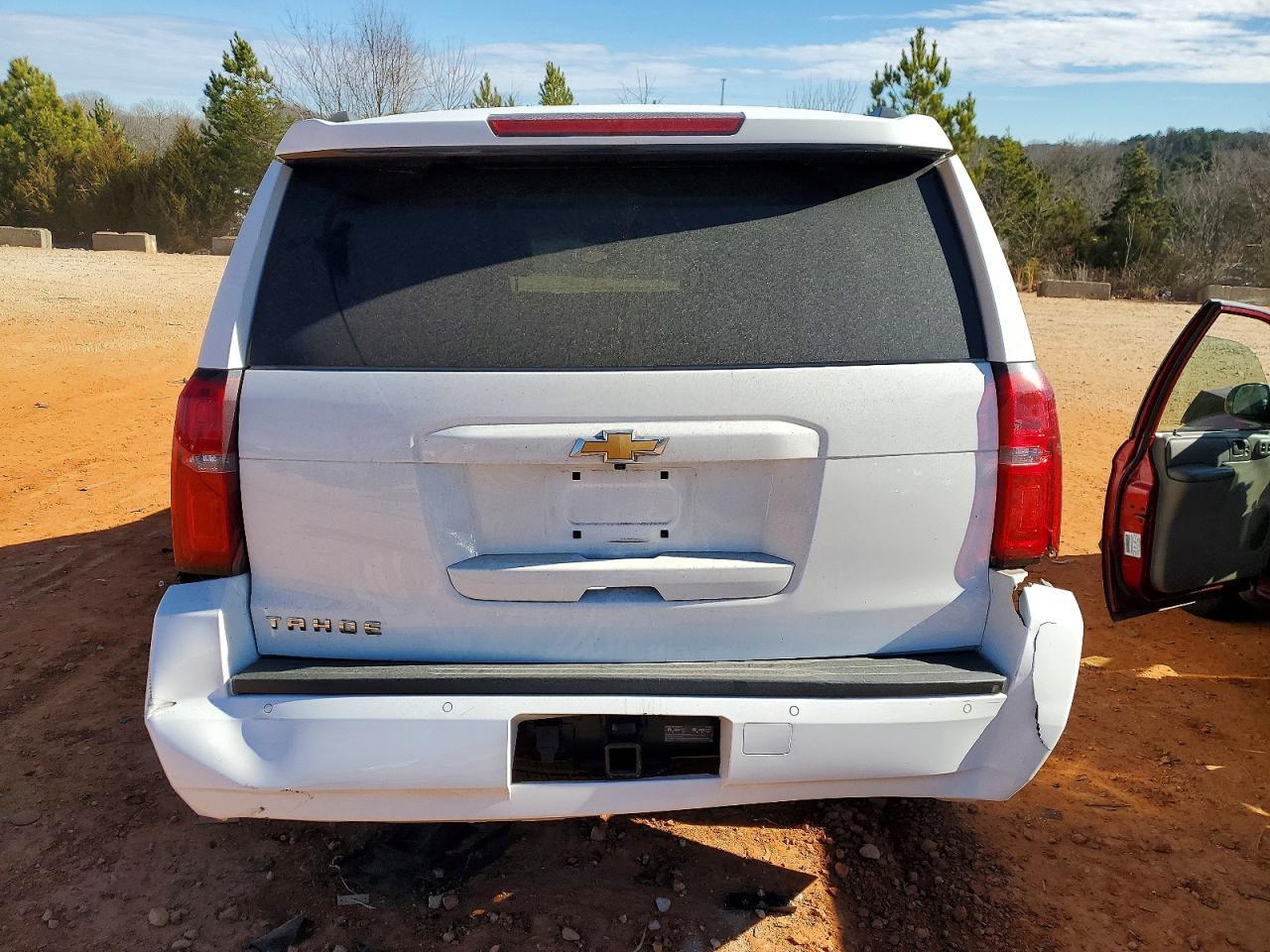 2017 Chevrolet Tahoe C1500 Ls - zdjęcie 6