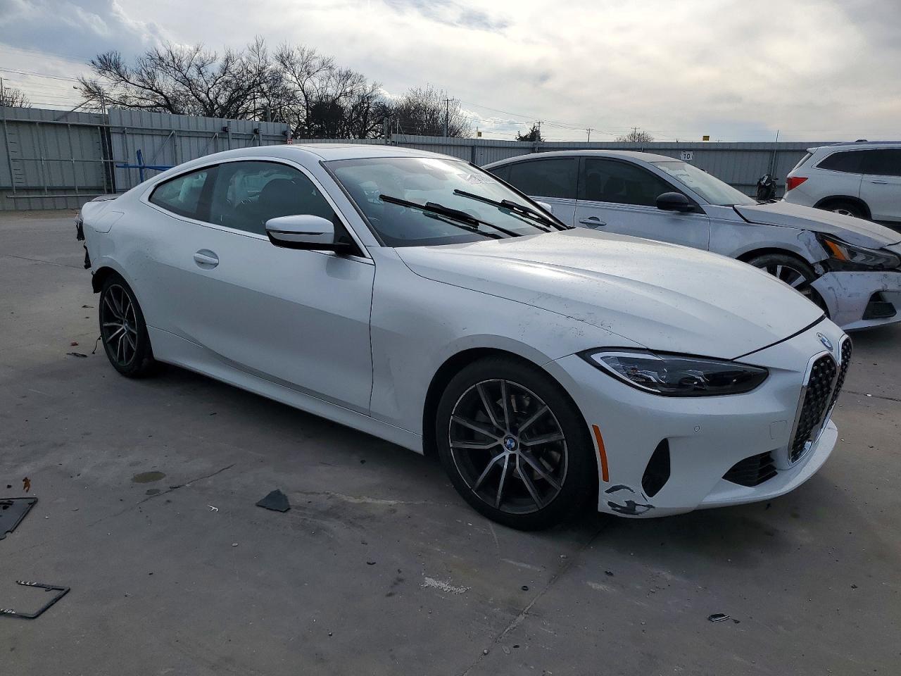 2024 BMW 430I - zdjęcie 4