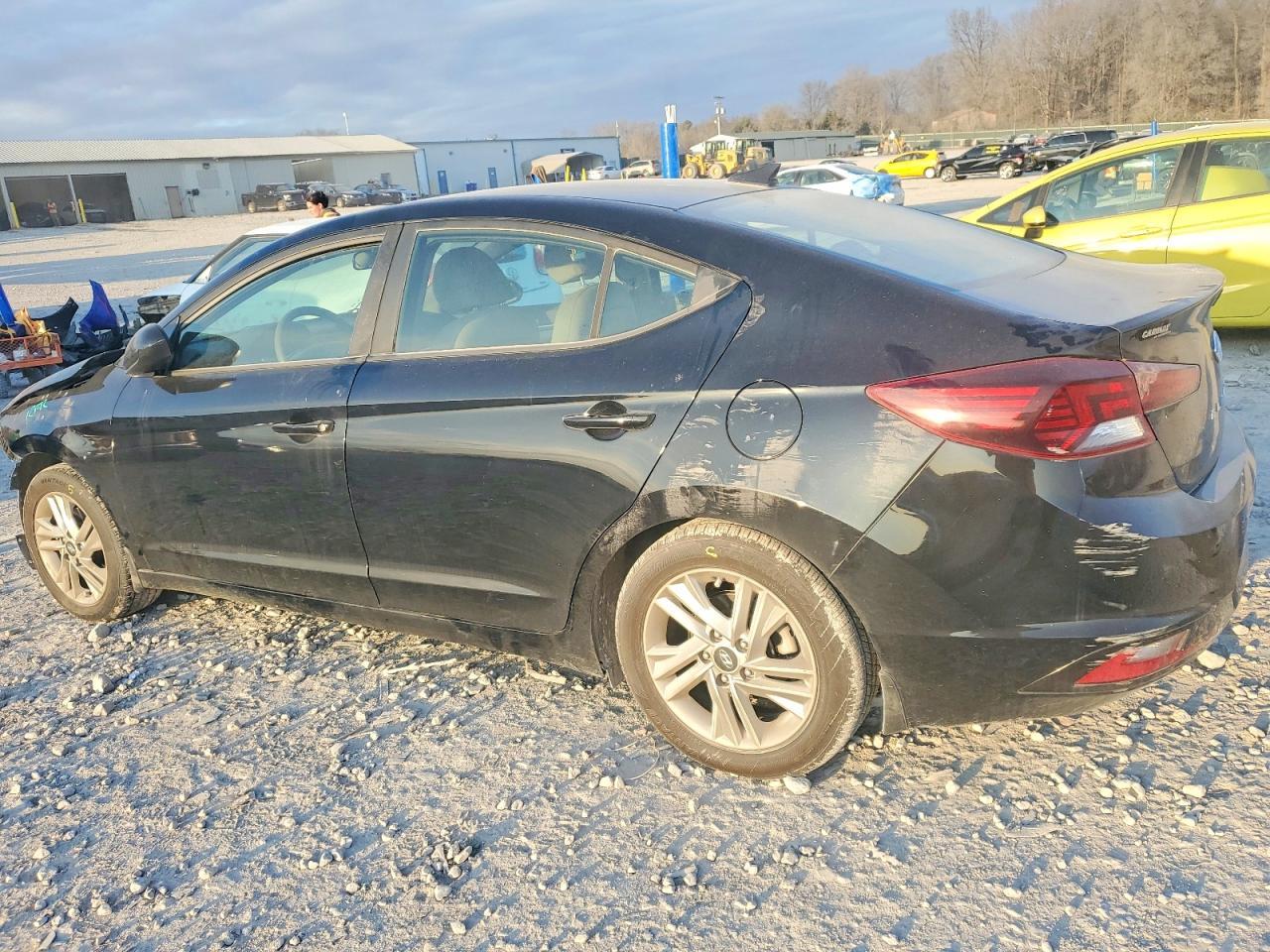 2020 Hyundai Elantra Sel - zdjęcie 2