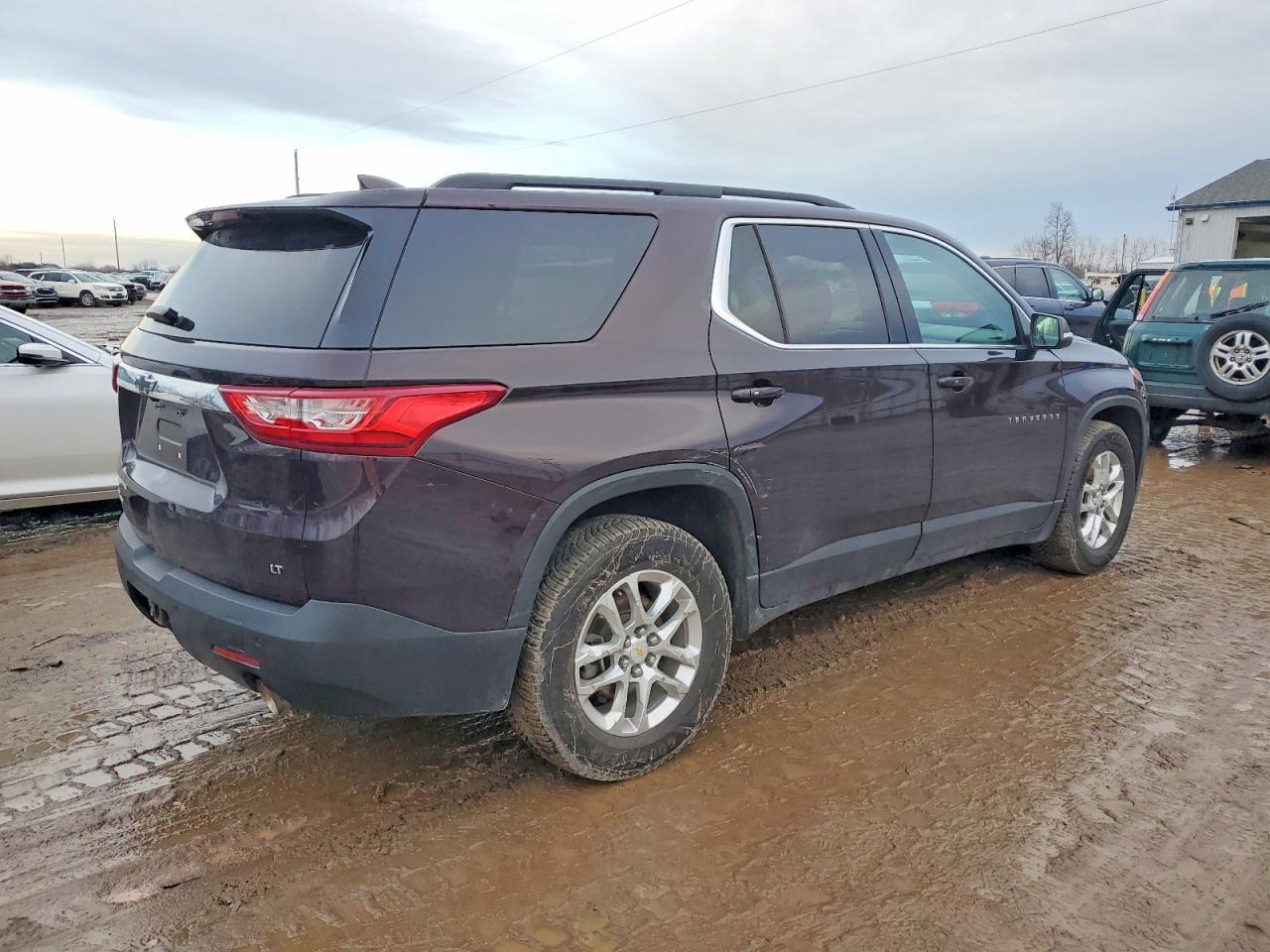 2021 Chevrolet Traverse Lt - zdjęcie 3