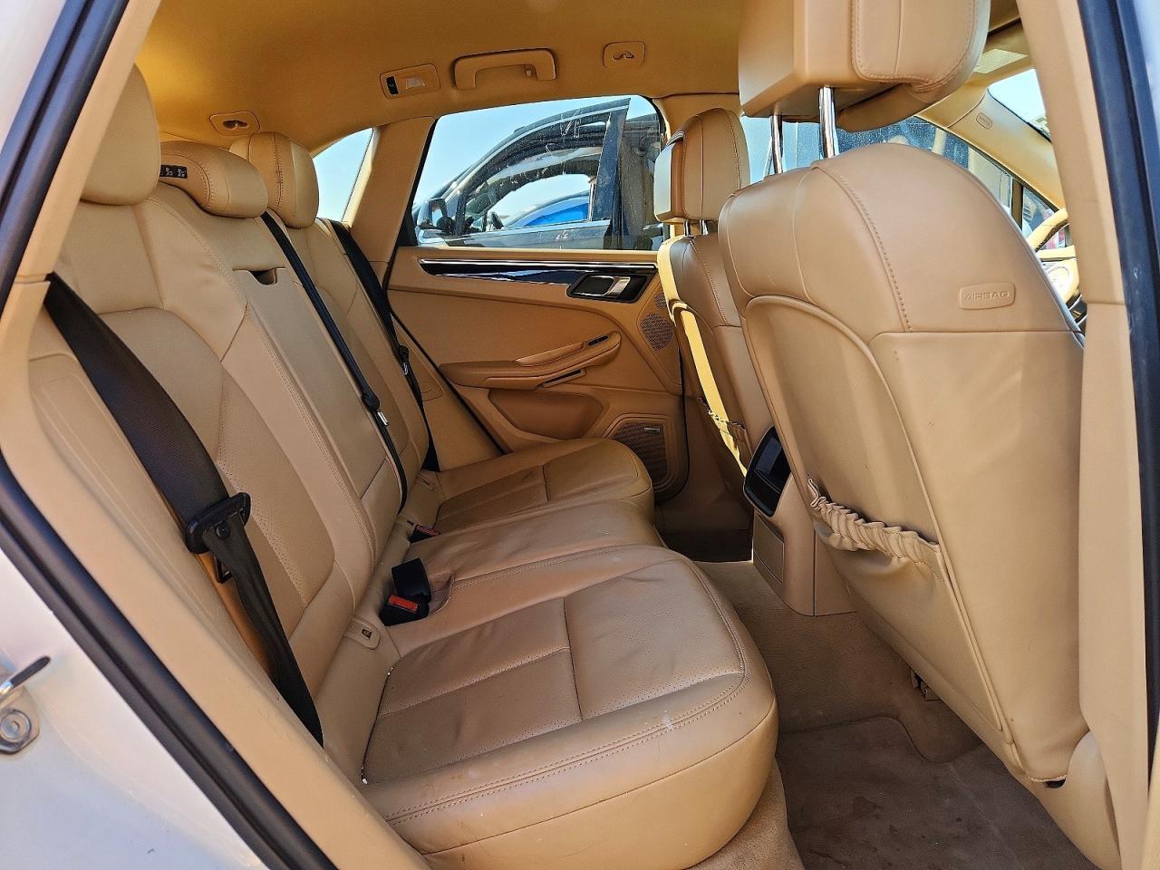 2015 Porsche Macan S - zdjęcie 10
