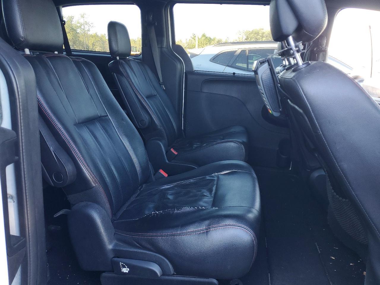 2019 Dodge Grand Caravan Gt - zdjęcie 11