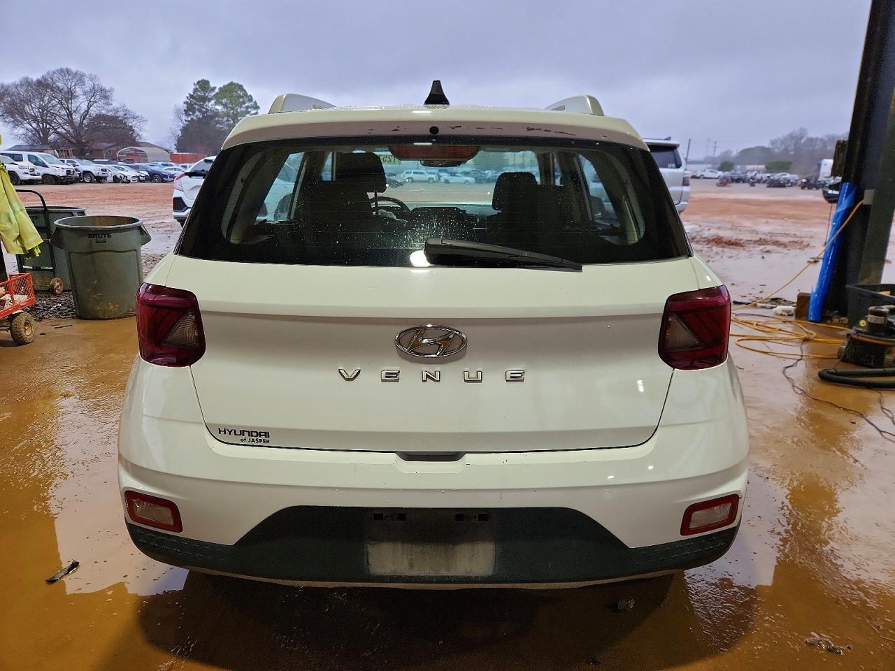 2021 Hyundai Venue Sel - zdjęcie 6