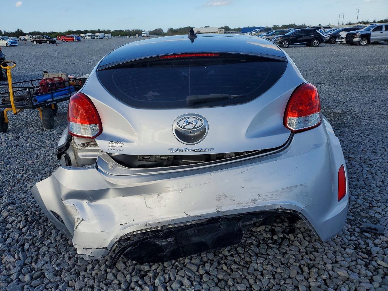 2017 Hyundai Veloster - zdjęcie 6