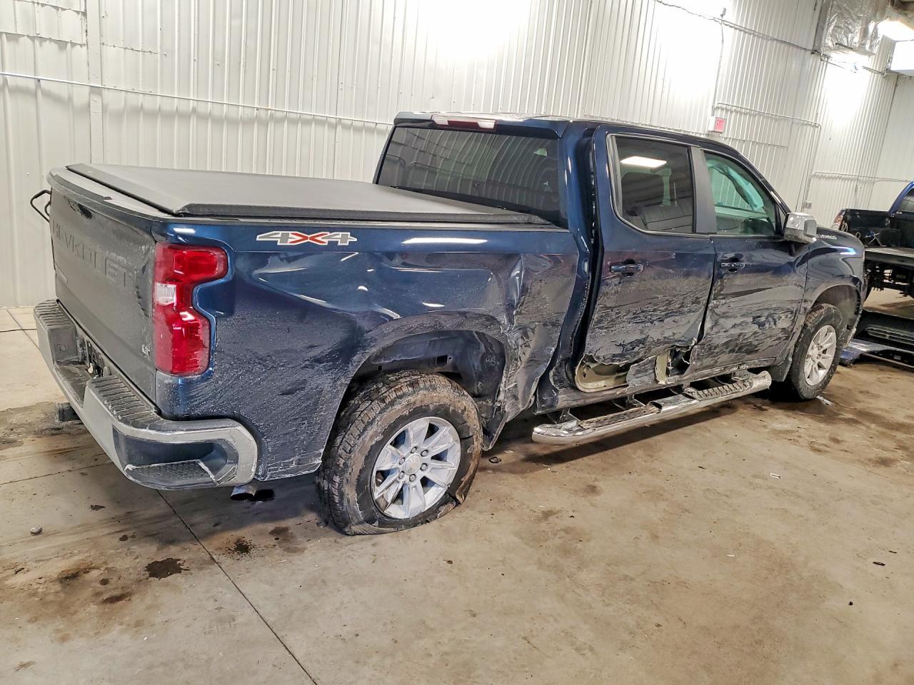 2023 Chevrolet Silverado K1500 Lt - zdjęcie 3