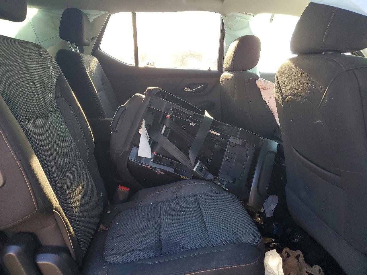 2020 Chevrolet Traverse Lt - zdjęcie 11