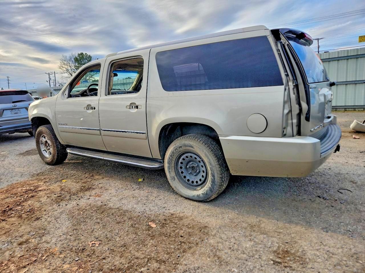 2013 GMC Yukon Xl Denali - zdjęcie 2