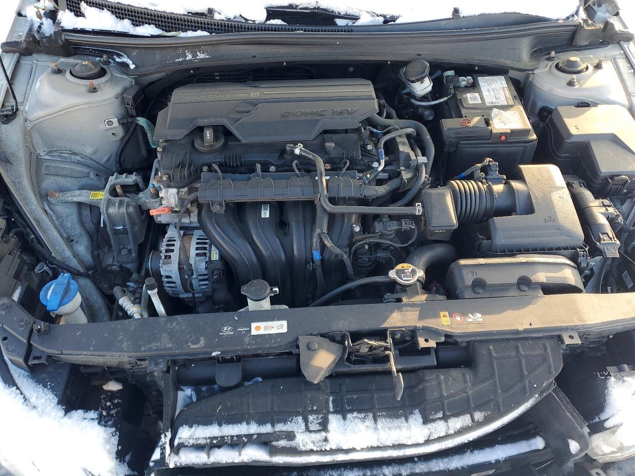 2021 Hyundai Elantra - zdjęcie 11