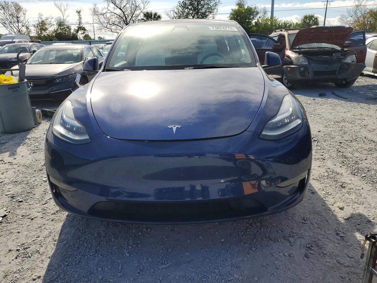 2022 Tesla Model Y - zdjęcie 5