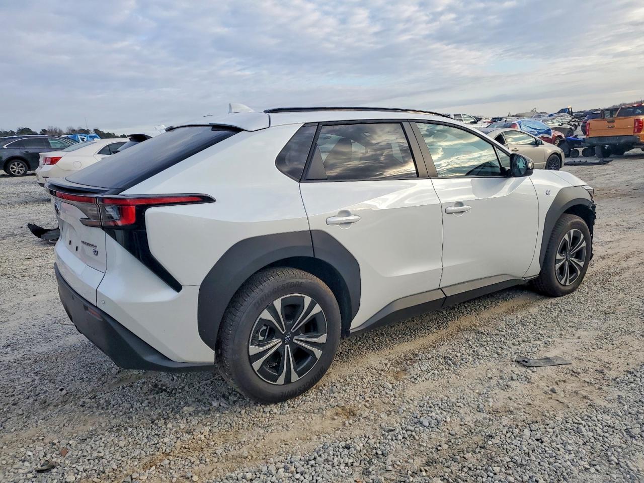 2025 Subaru Solterra Premium - zdjęcie 3