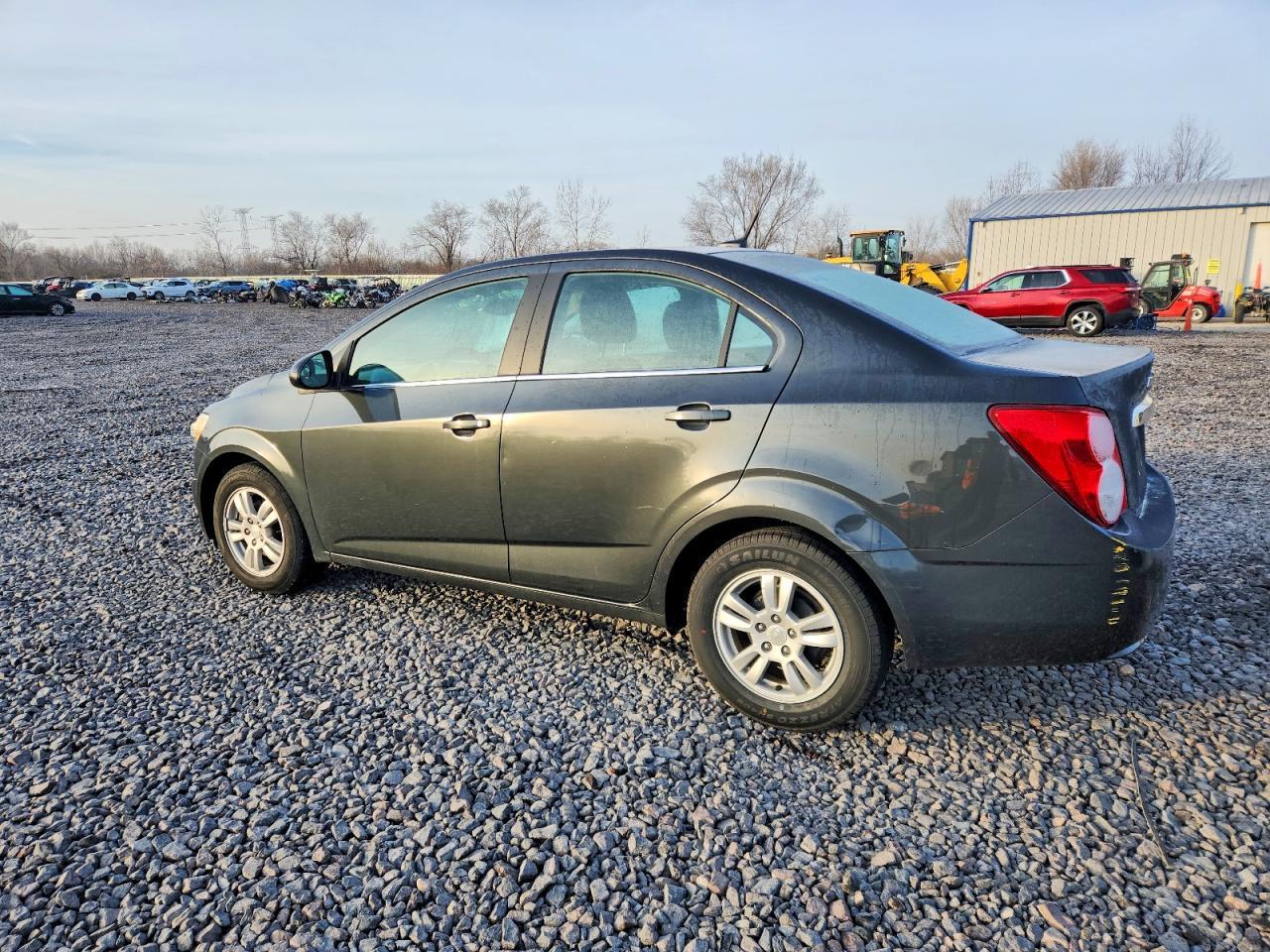 2014 Chevrolet Sonic Lt - zdjęcie 2