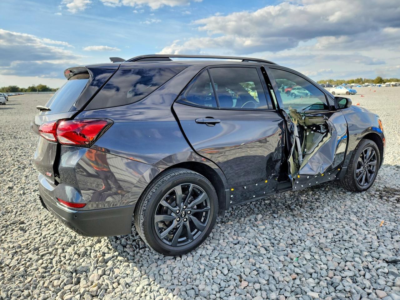 2022 Chevrolet Equinox Rs - zdjęcie 3