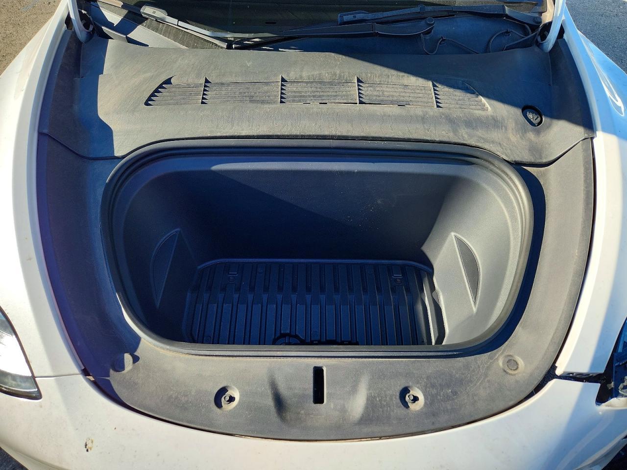 2023 Tesla Model Y - zdjęcie 12