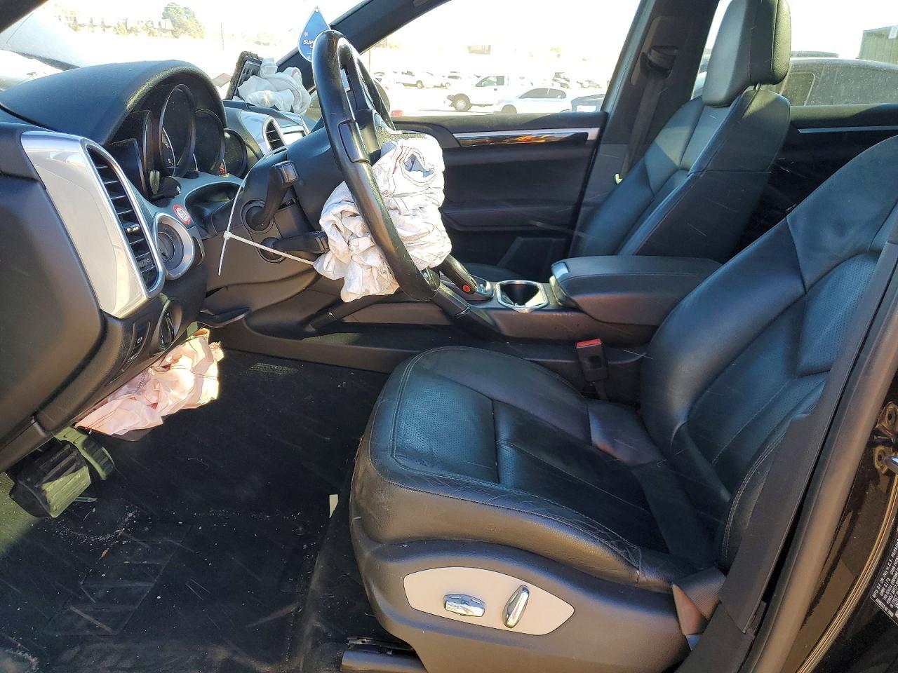 2013 Porsche Cayenne - zdjęcie 7