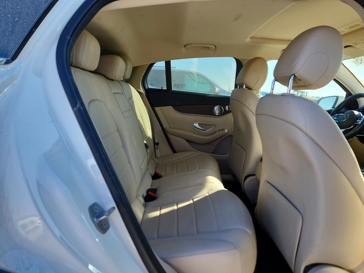 2020 Mercedes-Benz Glc Coupe 300 4Matic - zdjęcie 11